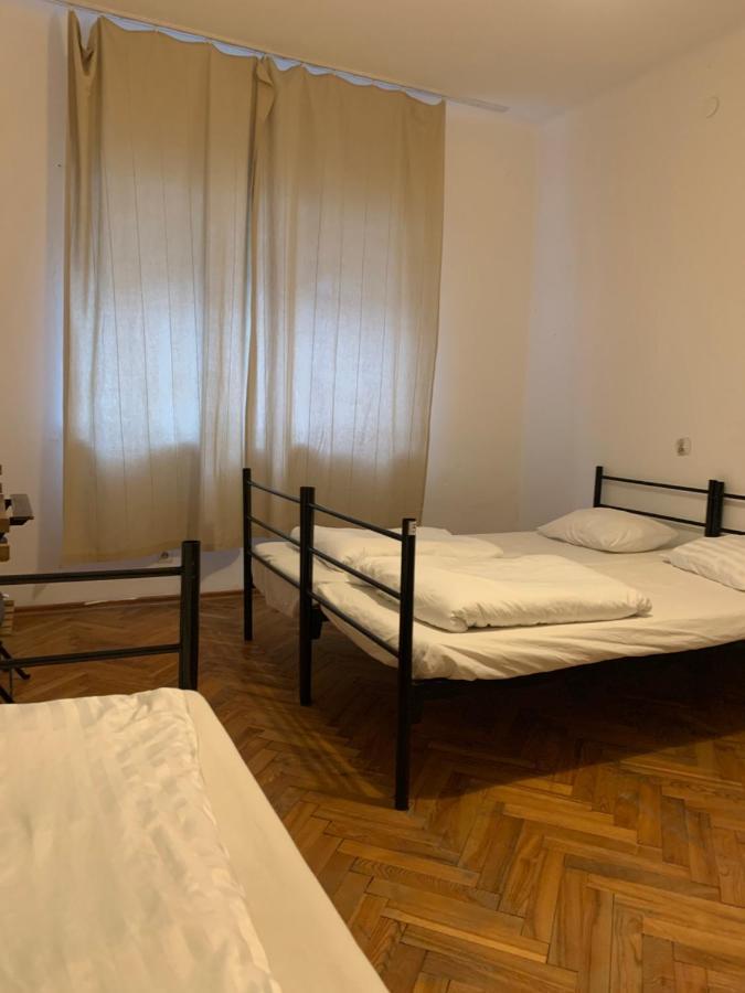 Viki Apartment Краків Екстер'єр фото